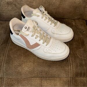 VICTORIA MADRID LEATHER & SPLIT LEATHER Sneakers‎ Tan/ White/ Blue Size 40 9-9.5